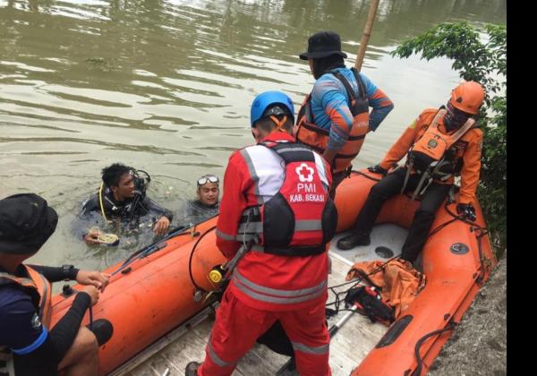 Lansia Hilang di Kalimalang Bekasi, Personel Unit Siaga SAR Bekasi Bagi 3 Tim Pencarian  