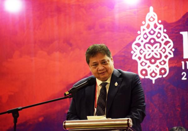 Menko Airlangga Bahas Program Kartu Prakerja di Labour20 Summit