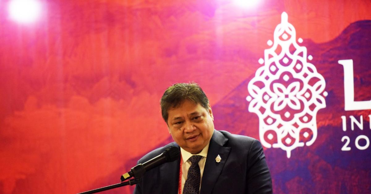 Menko Airlangga Bahas Program Kartu Prakerja di Labour20 Summit