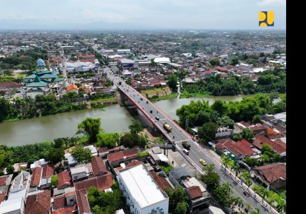 Kementerian PUPR Selesaikan Penggantian 9 Jembatan Tipe Callender Hamilton Sebagai Penghubung Antarwilayah di Jawa Timur 