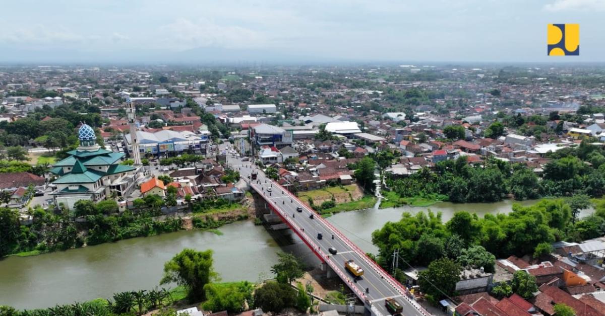 Kementerian PUPR Selesaikan Penggantian 9 Jembatan Tipe Callender Hamilton Sebagai Penghubung Antarwilayah di Jawa Timur 