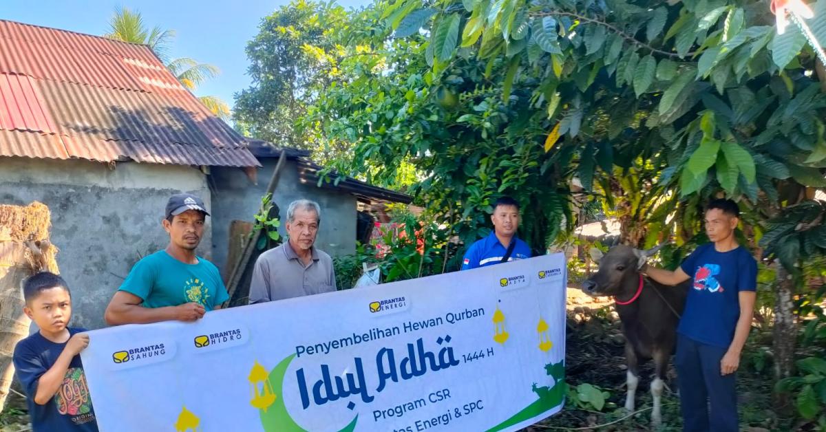 Brantas Energi Distribusikan Hewan Qurban kepada Masyarakat di Sekitar Unit Pembangkit