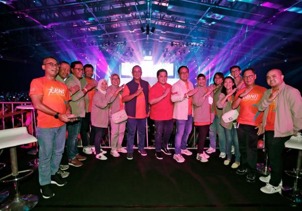 Menteri BUMN Erick Thohir dan Jajaran Direksi Komisaris BNI dalam BNI Loud Fest 2022