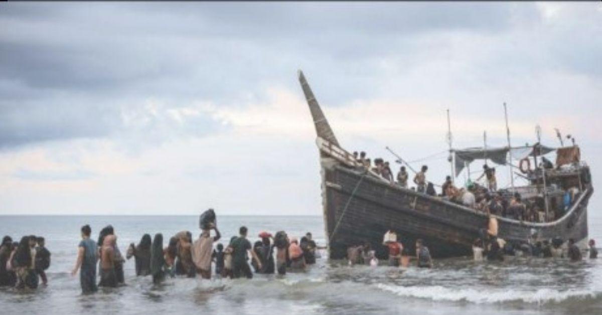 Warga Aceh Utara Dorong Kembali Kapal Pengungsi Rohingya ke Laut
