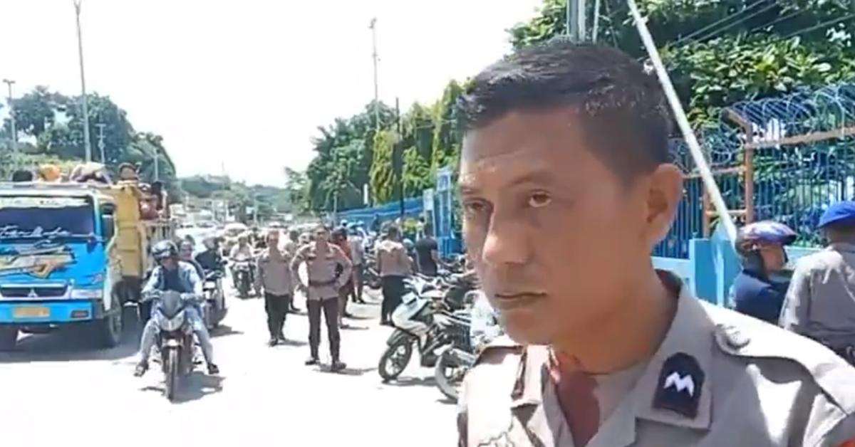 Ungkap Kronologi Bentrok Tni Al Versus Brimob Di Pelabuhan Sorong Papua