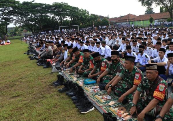 Sesaki Stadion Legok, Empat Ribu Warga Kabupaten Tangerang Gelar Doa Bersama untuk Korban Tragedi Kanjuruhan