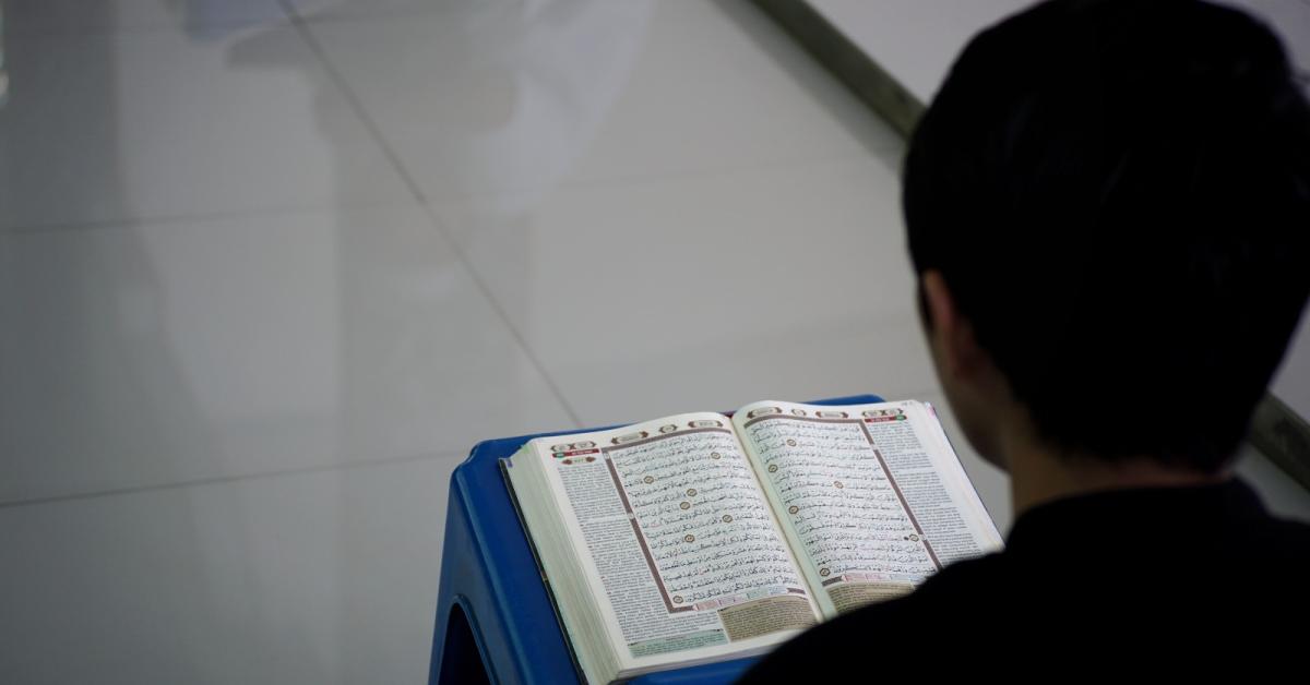 Yuk Pahami! Keistimewaan Bacaa Inna Anzalnahu fi Lailatul Qadr