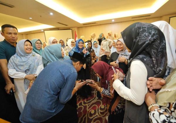 Silaturahmi Dengan Bu Nyai Khos dan Nawaning se-Nusantara, Gibran Sampaikan Keinginan Gerakkan Ekonomi Santri