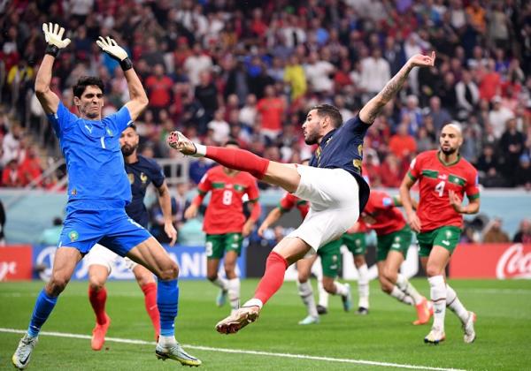 Piala Dunia 2022: 3 Fakta Dahsyat Theo Hernandez Cetak Gol Akrobatik Saat Prancis vs Maroko