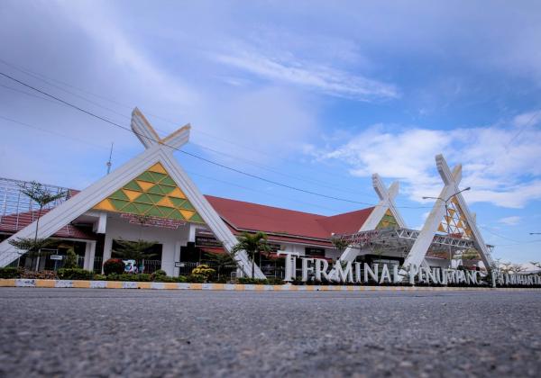 Hingga H-8 Pemudik Lewat Pelabuhan Pelindo Tembus 370.249 Orang 