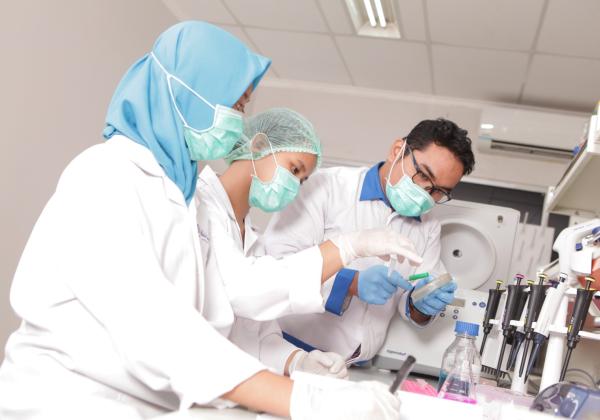 Bioteknologi Esa Unggul Raih Akreditasi Unggul di Awal Tahun 2024