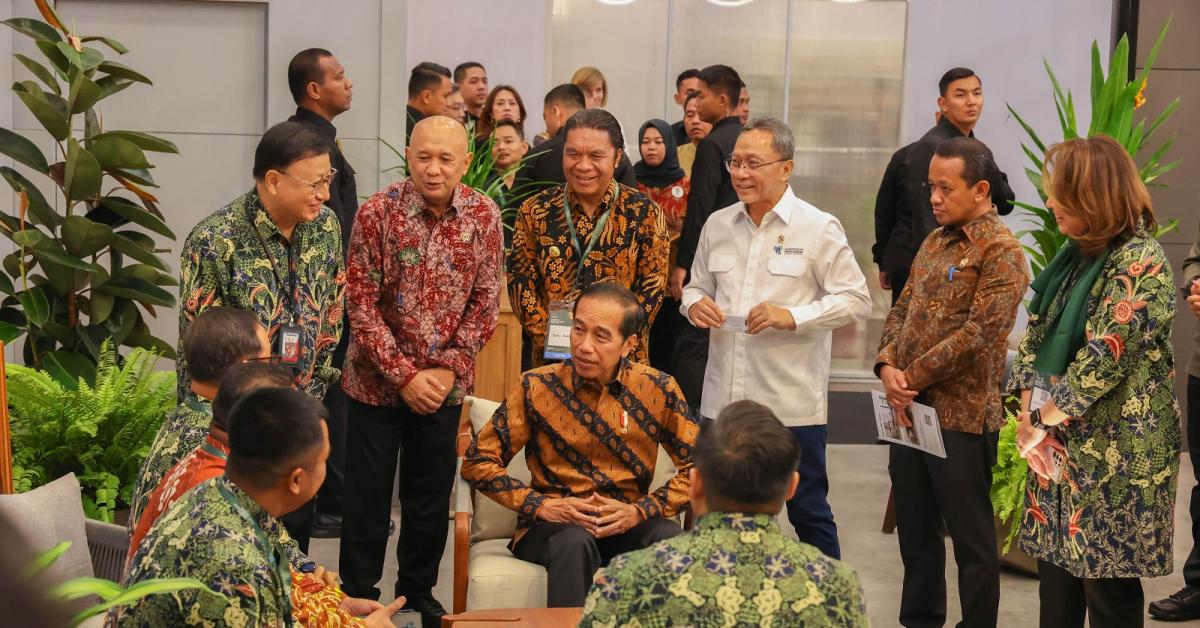 Pj Gubernur Banten Al Muktabar Dampingi Presiden Jokowi Buka IFFINA