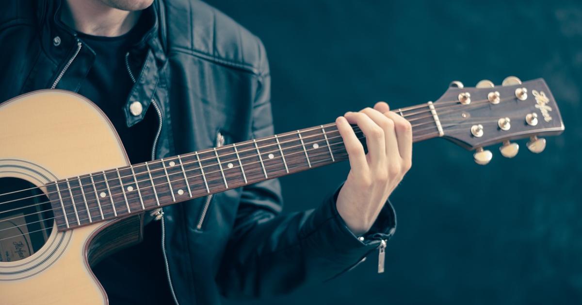 Tips Mencari Chord Lagu Lengkap di Chordtela