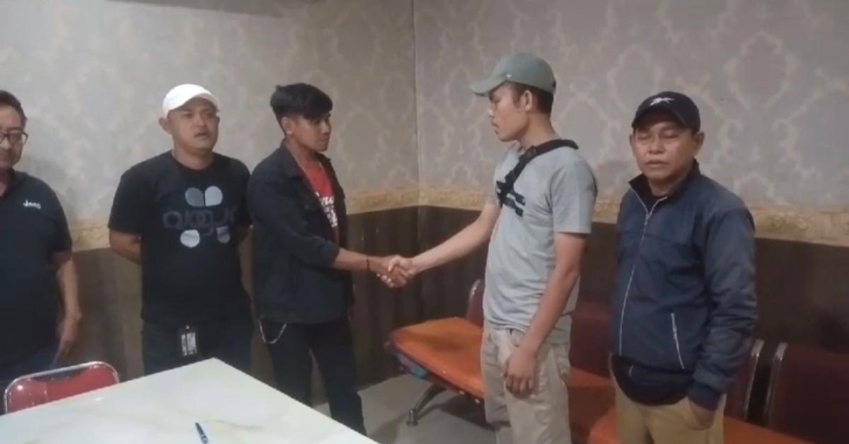Oknum Ormas Viral Minta Jatah Uang ke Kios Fotocopy di Bekasi Berujung Damai dan Meminta Maaf