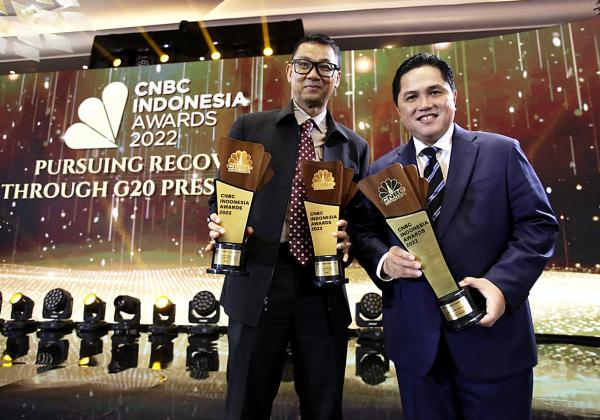Jalankan Visi Menteri BUMN, Dirut PLN Dinobatkan Jadi CEO of The Year