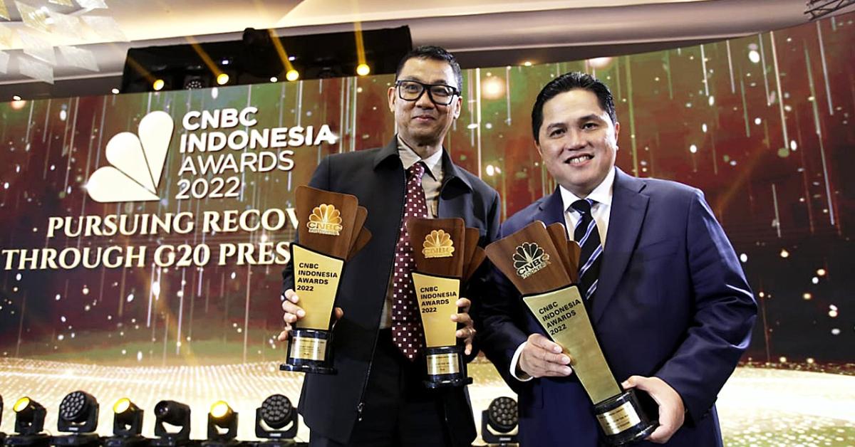  Jalankan Visi Menteri BUMN, Dirut PLN Dinobatkan Jadi CEO of The Year