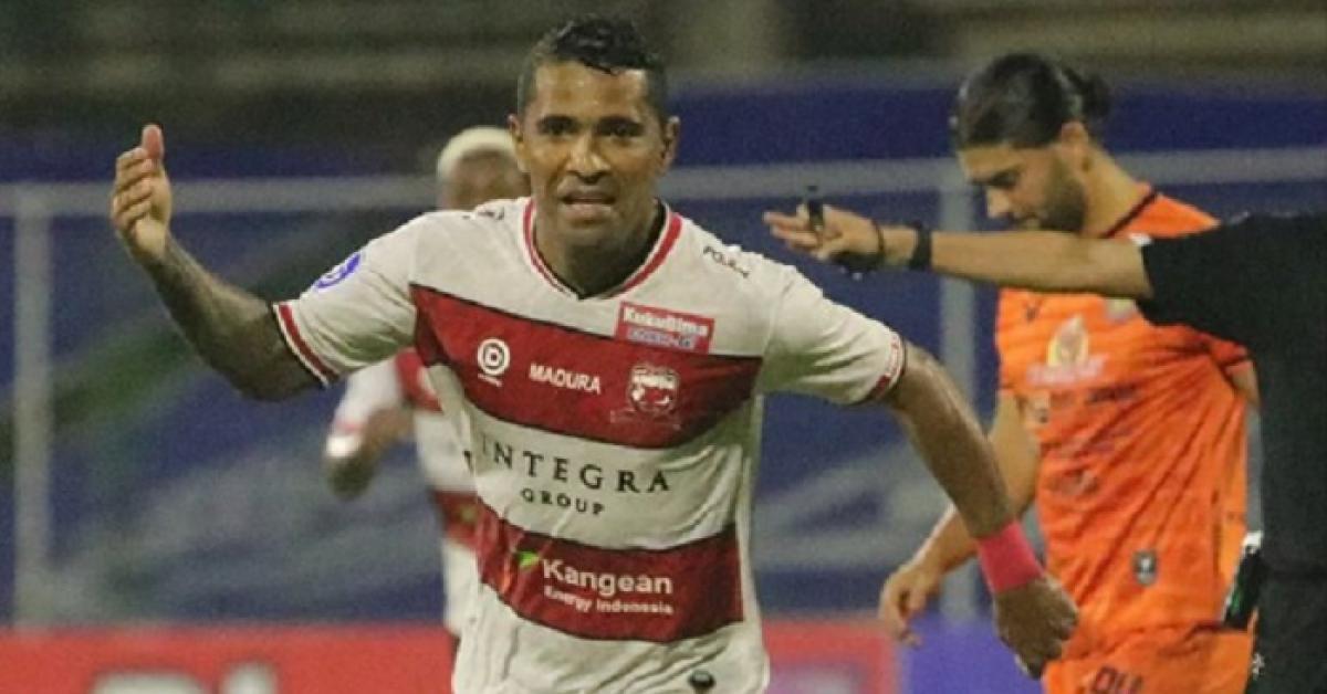 Madura United Naik Peringkat, Persiraja Tertahan di Dasar Klasemen