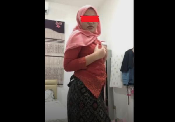 Link Video Kebaya Merah Versi Jilbab 25 Part Diburu Netizen, Cuma Ada Disini!