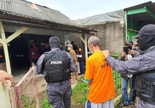 Rekonstruksi Pembunuhan Berantai Bekasi-Cianjur, Pelaku Wowon CS Dihadirkan