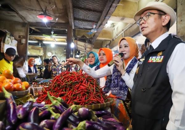 Bersama Gubernur Jawa Barat Ridwan Kamil, Atalia Praratya Tinjau Fasilitas Contoh Pasar Modern Tambun Bekasi