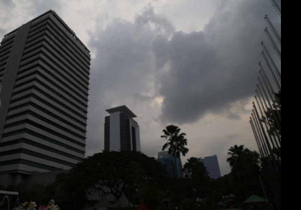 Info Cuaca BMKG Jakarta Senin 12 Februari 2024: Pagi Berawan Malam Hujan