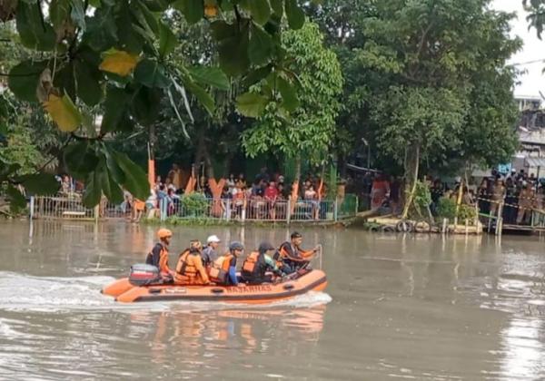Daftar 12 Korban Perahu Tambangan yang Terbalik di Surabaya, Pencarian Dihentikan Sementara