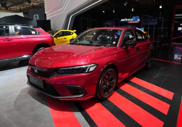 Mejeng di GIIAS 2022, Honda Civic RS Jadi Mobil Terfavorit