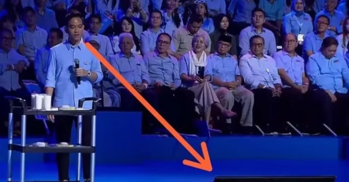 Viral! Teleprompter yang Dimanfaatkan Gibran saat Pidato Debat Pilpres, Ini Pengertian dan Cara Kerjanya