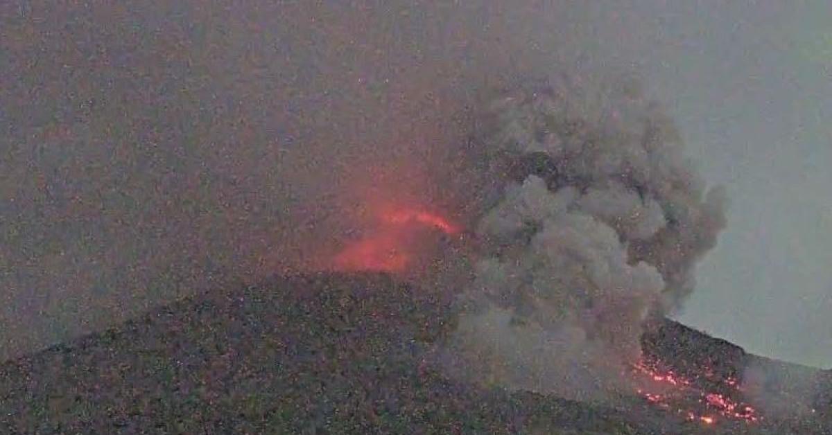 Waspada! Gunung Merapi Erupsi Luncurkan Awan Panas Guguran Hingga 3,5 Kilometer