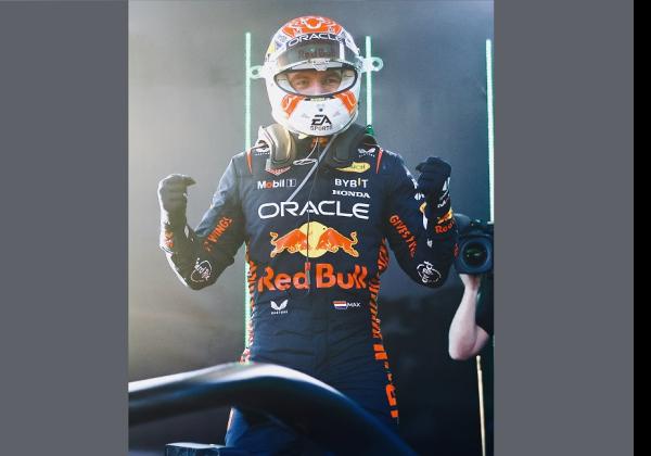  Max Verstappen Juarai F1 GP Australia