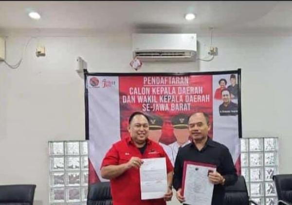 Dipastikan Maju Wali Kota Bekasi, Mochtar Mohamad Datangi DPD PDIP Jawa Barat