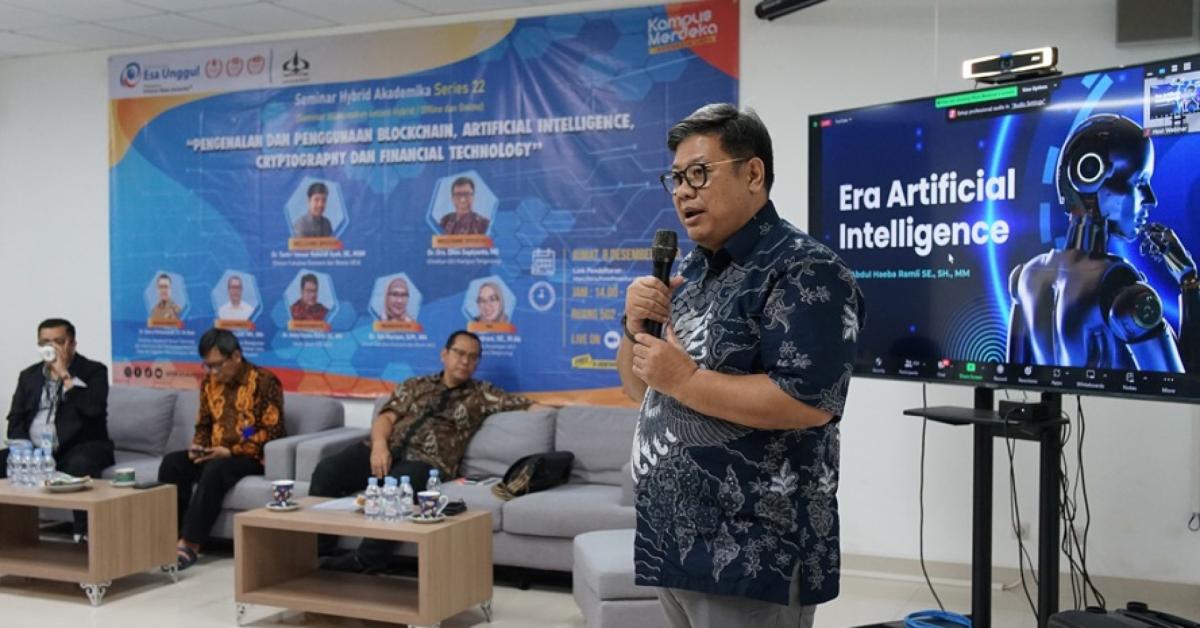 Universitas Esa Unggul Kampus Tangerang Menggelar Seminar Hybrid Akademika Series #22 