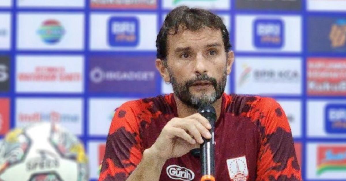 Persis Solo Resmi Perpanjang Kontrak Leonardo Medina Hingga 2025