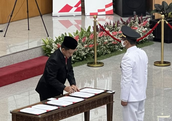 Pengamat Sebut Ada Pesan Tersembunyi Presiden Jokowi ke PJ Gubernur Heru Budi