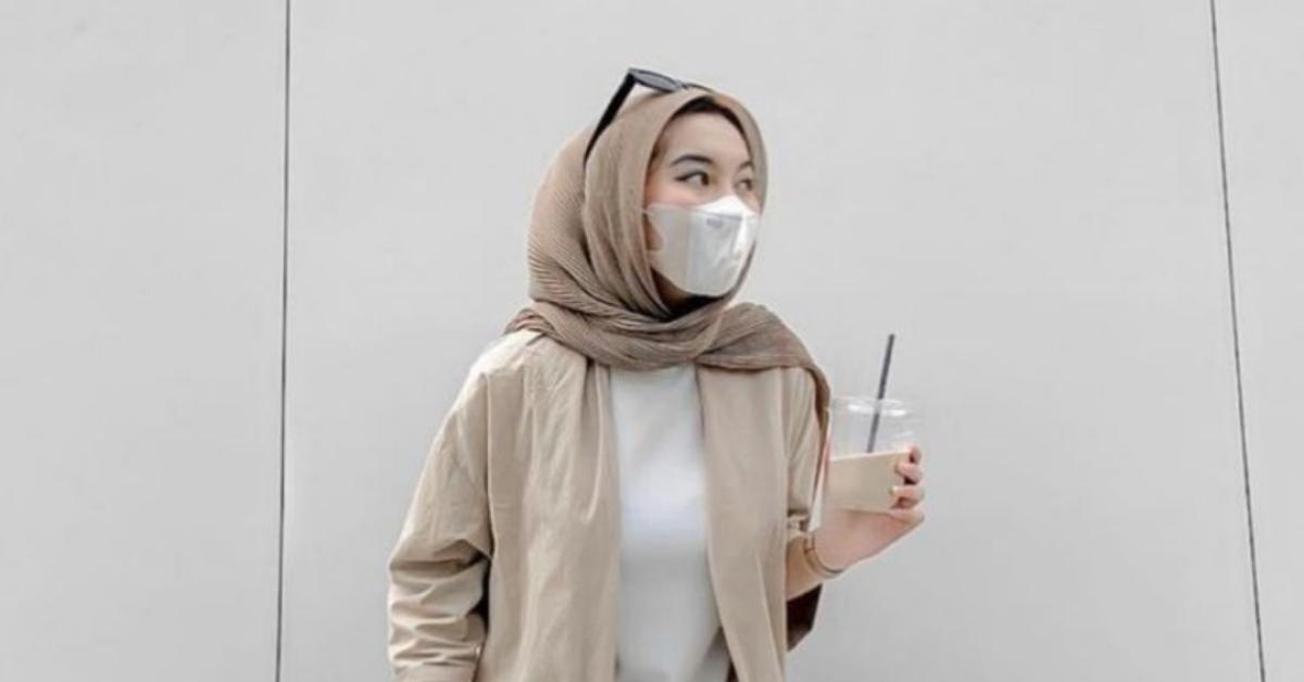 Berikut Rekomendasi Outfit Wanita Hijab untuk Lebaran Idul Fitri