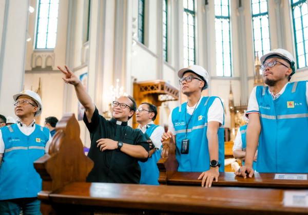 Dirut PLN Tinjau Langsung Kesiapan Pasokan Listrik Siaga Nataru di Gereja Katedral Jakarta
