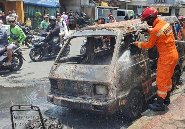Angkot di Kota Bekasi Terbakar dan Meledak Hebat 2 Kali, Ini Penyebabnya 