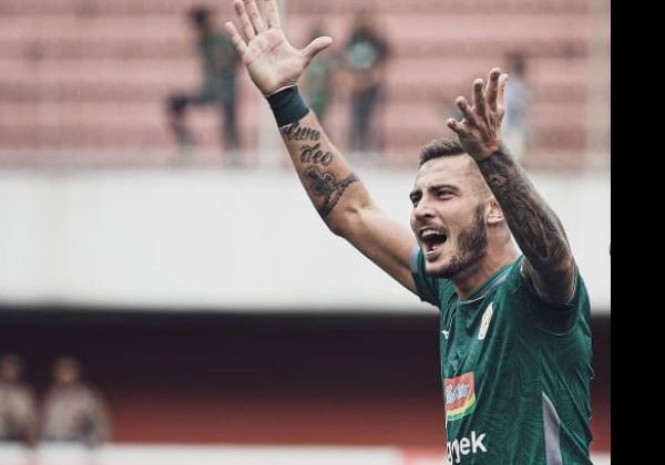Striker Persipura Yevhen Bokhashvili Beri Pesan Menyentuh untuk Ukraina