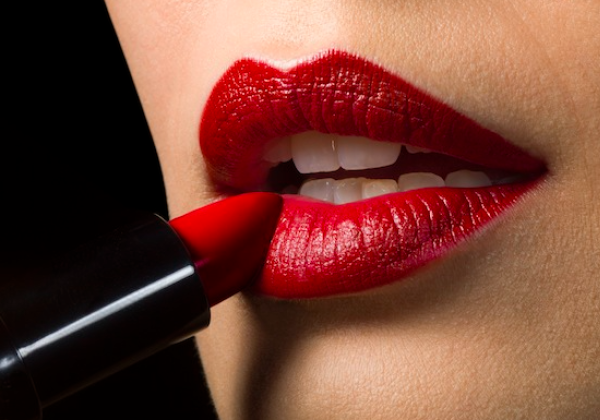 Rekomendasi Lipstick Tahan Lama dengan Budget Terjangkau, Ada yang Cuma Rp40 Ribuan!