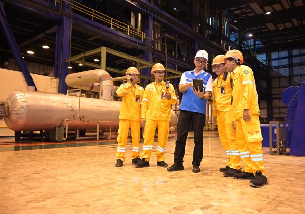 Dirut PLN Kunjungi PLTU Paiton, Pastikan Pasokan Listrik Aman Jelang Idul Fitri