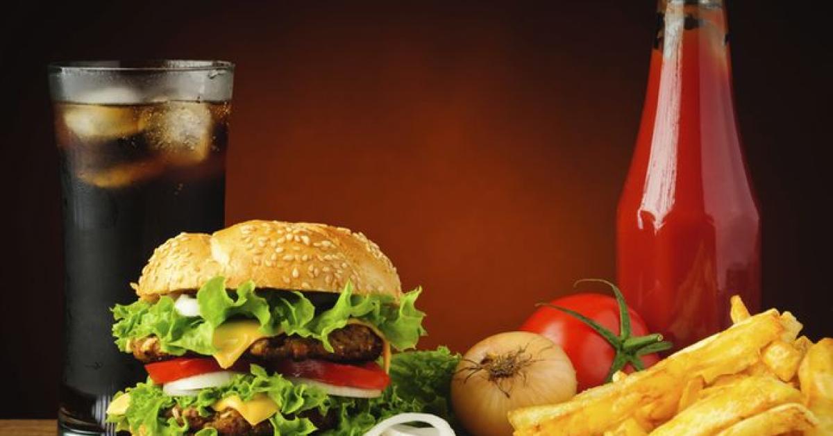 Hati-Hati dengan Lima Makanan Ini Bisa Sebabkan Tensi Tinggi Saat Puasa