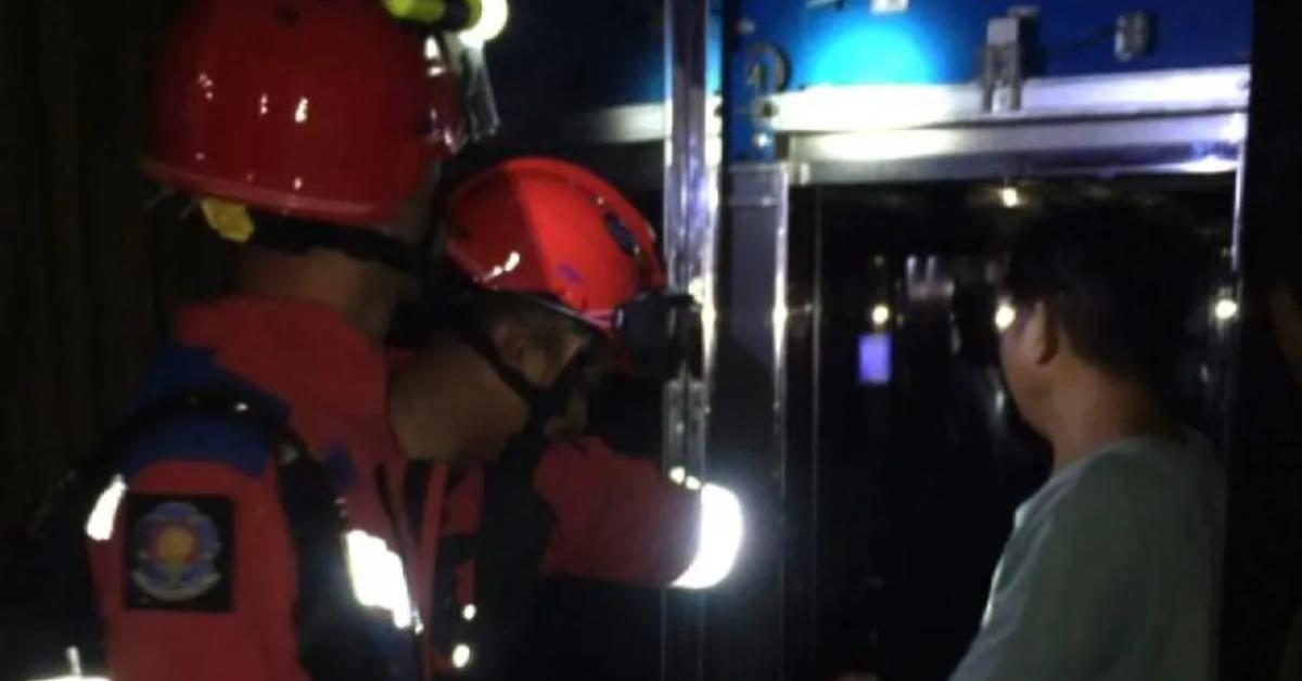 6 Warga Terjebak Lift di Hotel Daerah Jakarta Selatan