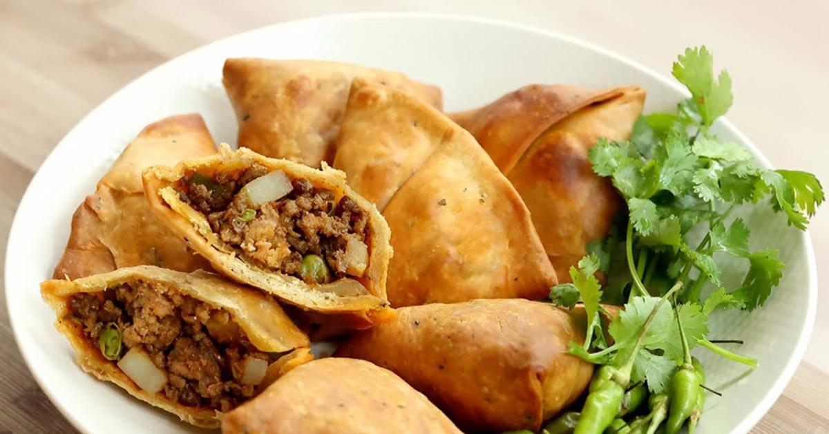 Resep Hari Ini: Samosa, Makanan Gurih yang Membawa Aroma Budaya dan Kelezatan
