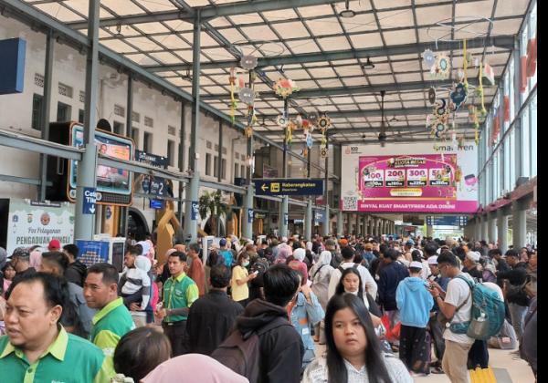  34.576 Pemudik Pilih Berangkat ke Kampung Halaman pada H+4 Lebaran dari Stasiun Gambir dan Pasar Senen