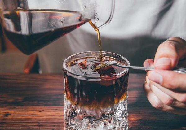 Cara minum Kopi yang Aman jika Punya Darah Tinggi