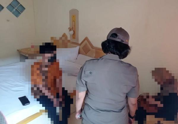 Tunggu Jam Kuliah di Kamar Hotel, Petugas: Pakai Celana Dulu Ya, Saya Tunggu di Depan