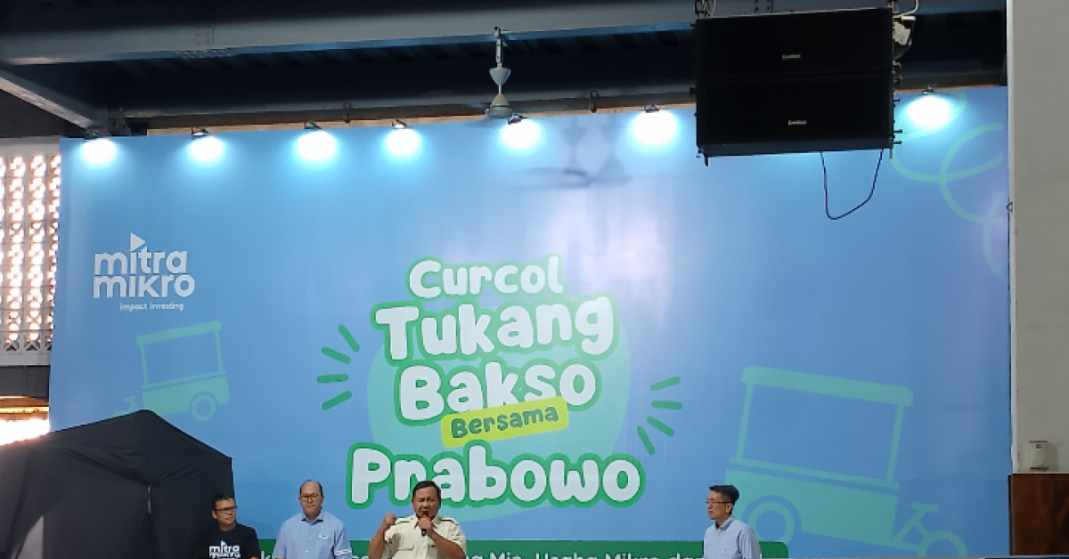 Menyapa Pedagang Bakso di Kota Bekasi, Prabowo Subianto Ungkap Rasa Cintanya Terhadap Indonesia 