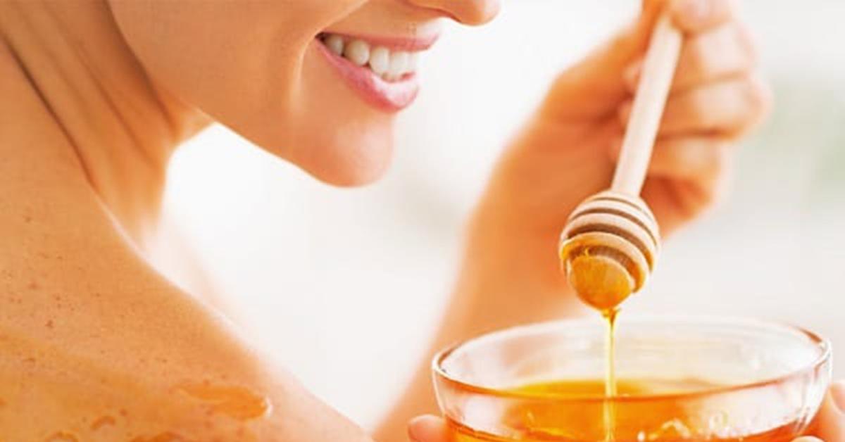 4 Rekomendasi Masker Madu, Dijamin Mampu Merawat Wajah Maksimal