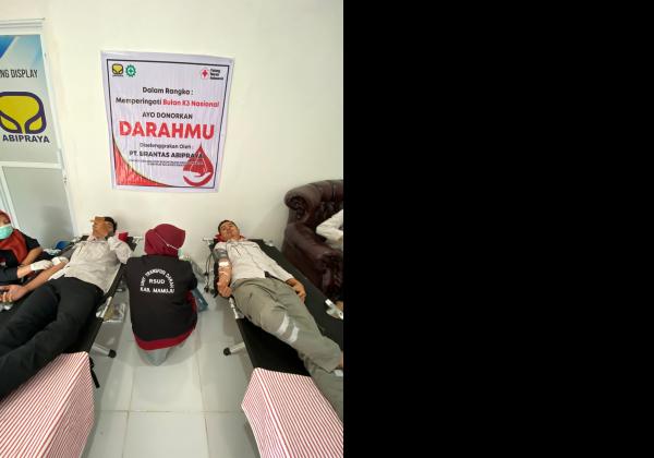 Brantas Abipraya Menggelar Aksi Sosial Donor Darah di Proyek Pembangunan Kantor Gubernur Sulbar