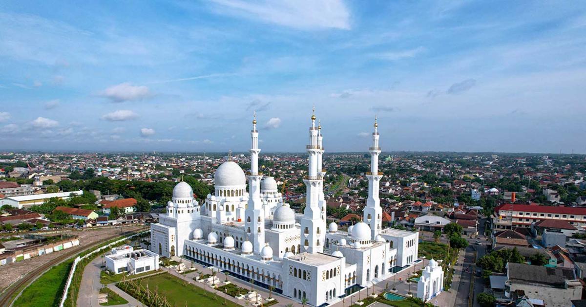 Wisata Religi, Menggali Kekayaan Spiritual dalam Perjalanan